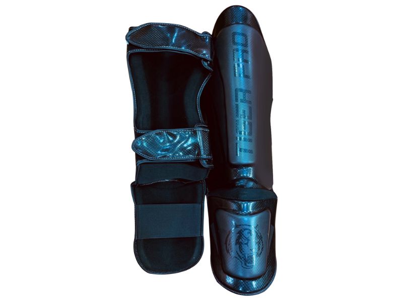 Shin Pads - Black Series image 4