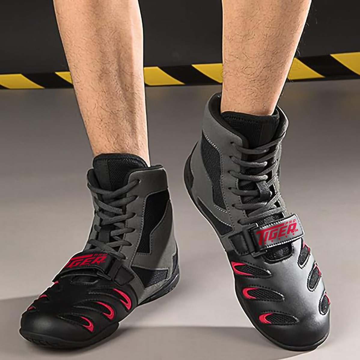 Tiger Pro Black/Red Boxing Shoes image 5