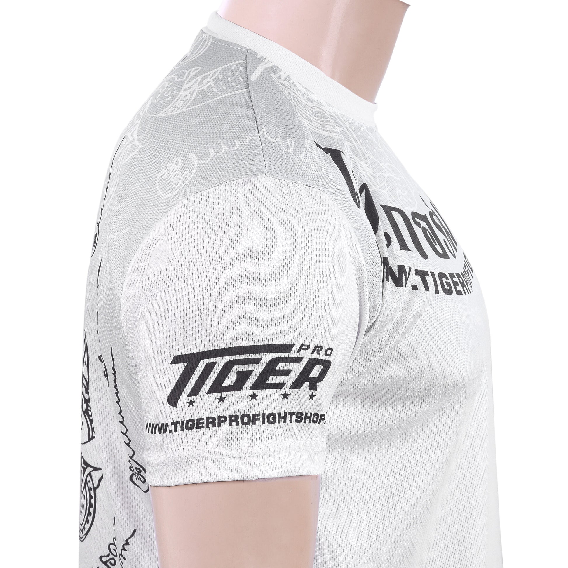 T Shirt image 6