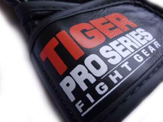 MMA Gloves in Genuine Leather 4 to 5oz image 1