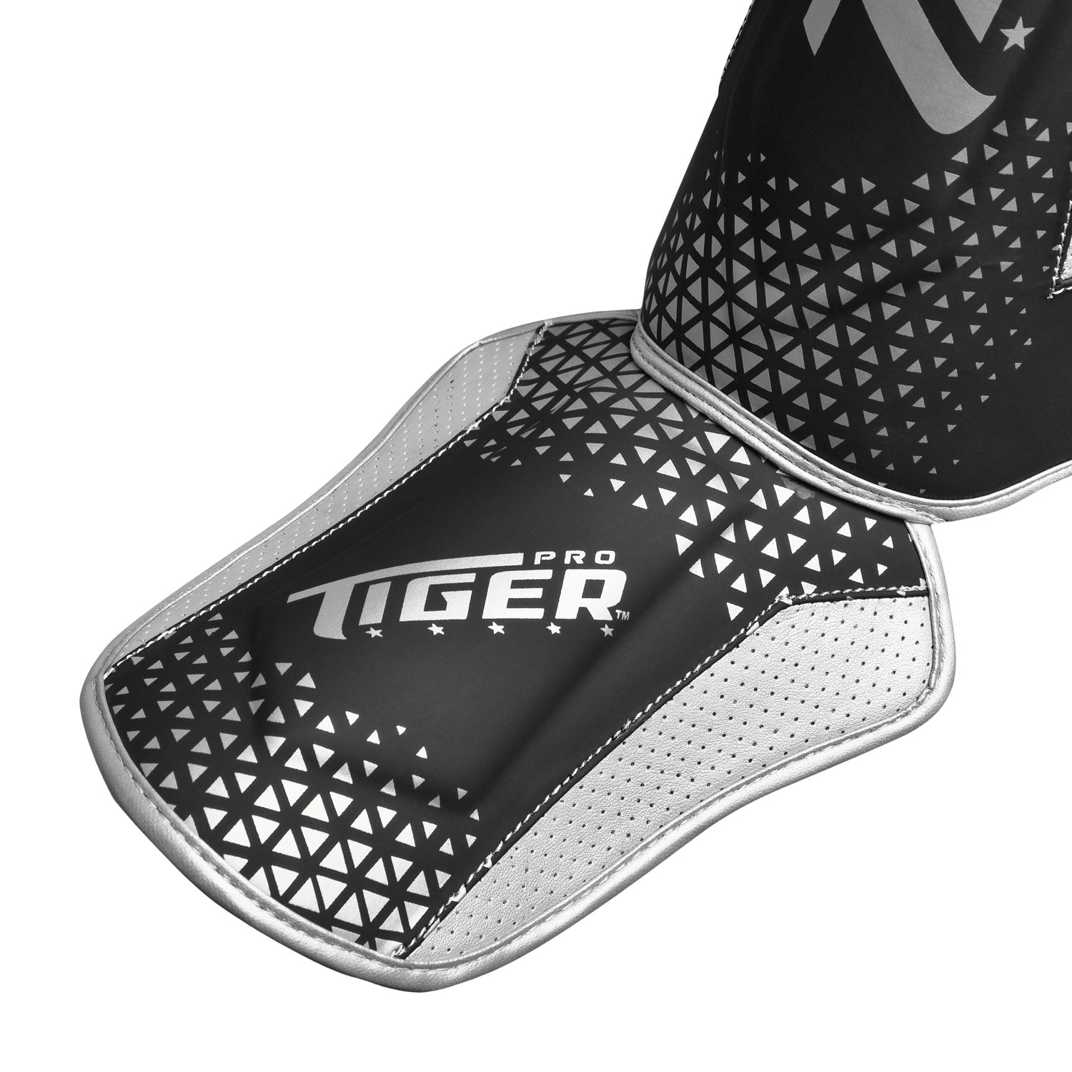 Tiger Pro Sparring Shin Guard Light Weight BK/Silver image 6
