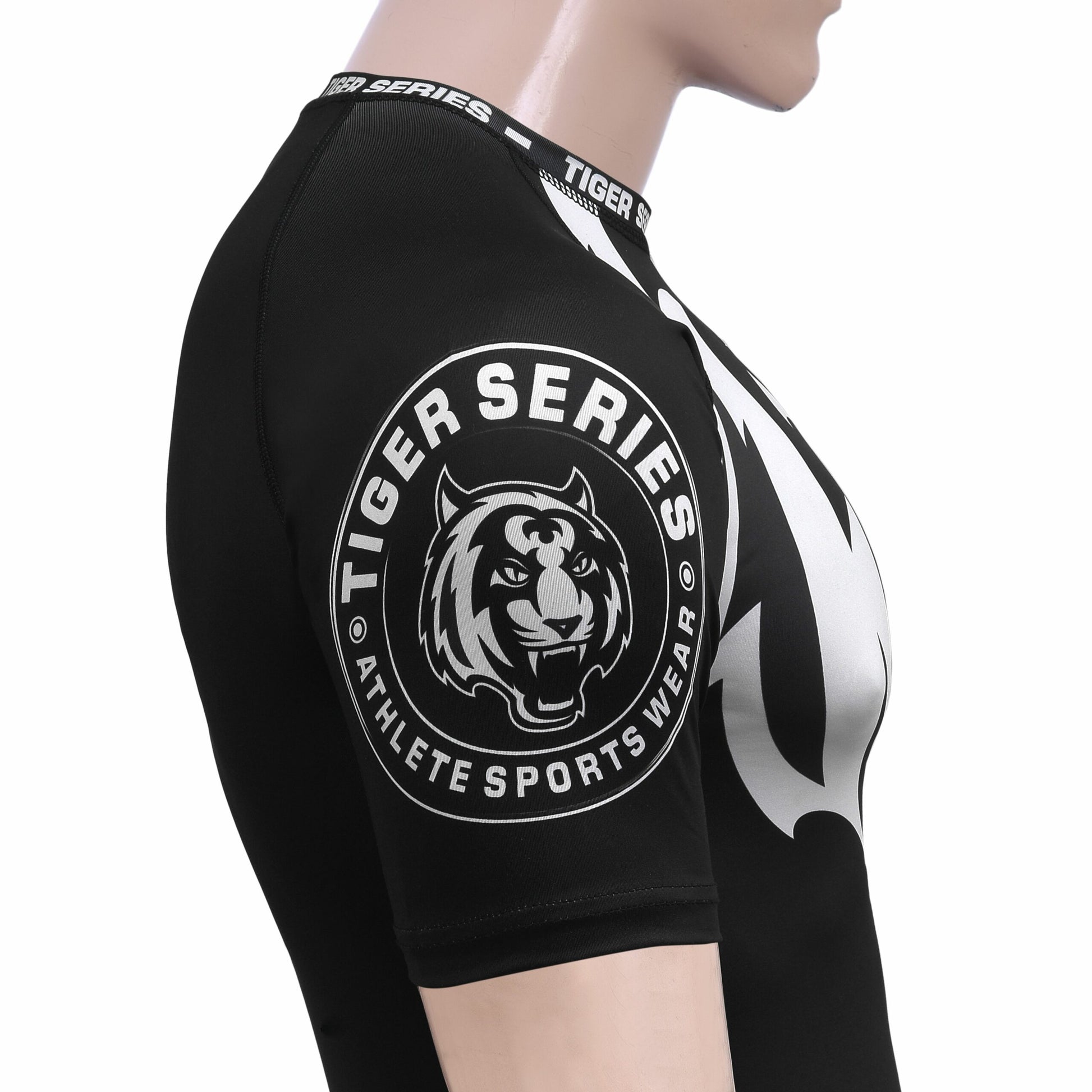 Skin Fitted Rashguard for MMA image 5