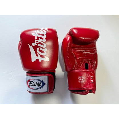 Boxing Gloves in Leather Deluxe Tight Fit Gloves Red